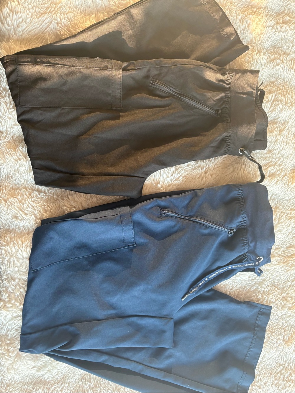 Everyday Stretch scrubs pants - Black & Navy